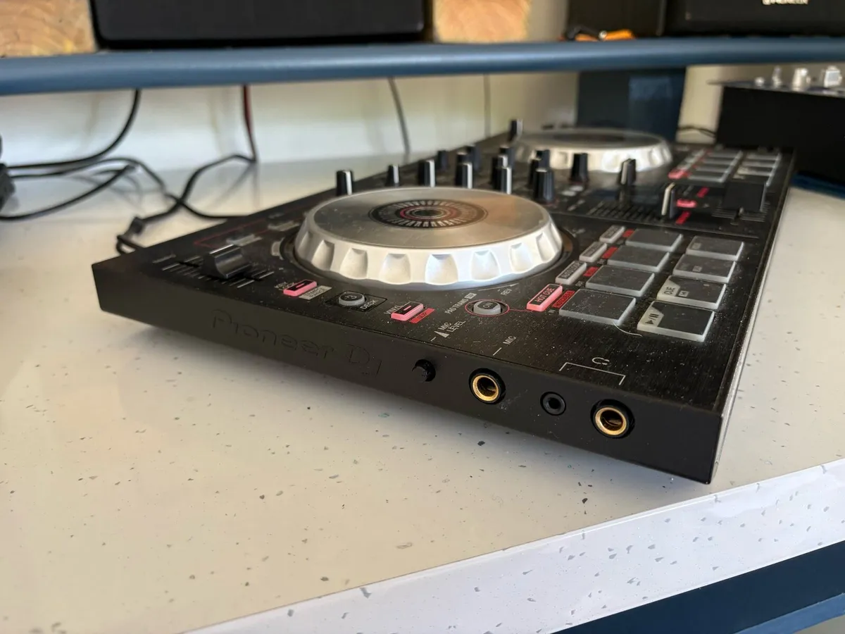 Pioneer DDJ SB2 - Image 3