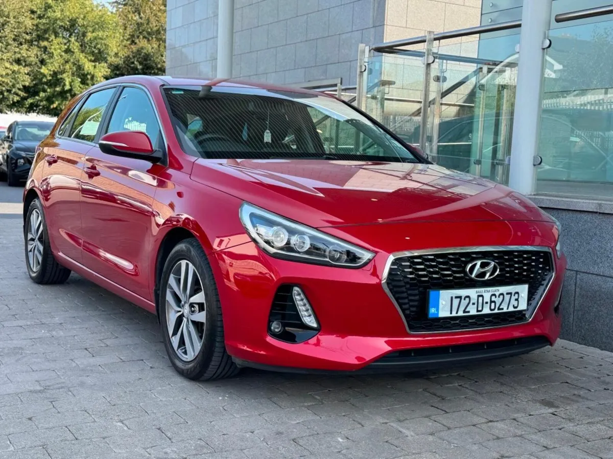 Hyundai i30 1.0 T-GDI Deluxe Plus LOW MILEAGE - Image 1