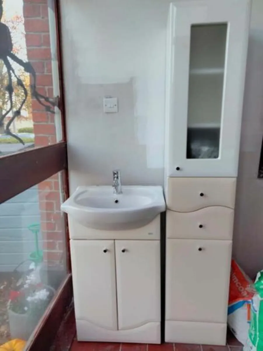Bathroom vanity unit & storage unit