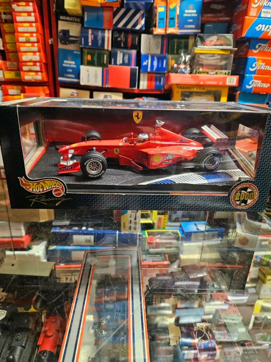 Corgi Hotwheels Formula 1 Michael Schumacher - Image 2