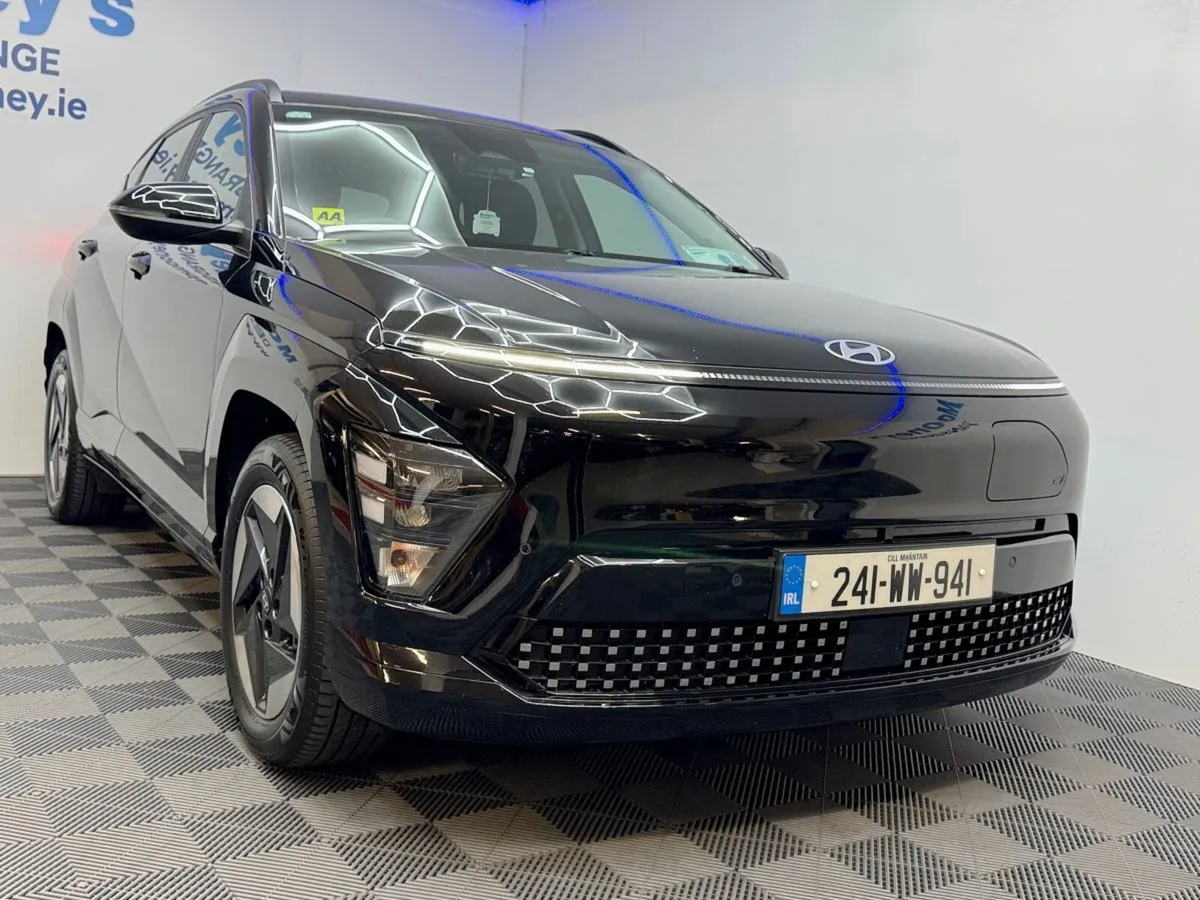 Hyundai KONA Kona EV Elegance 65kWh - Image 3