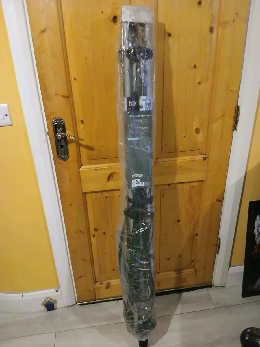 Rotary Clothes Line - Image 1