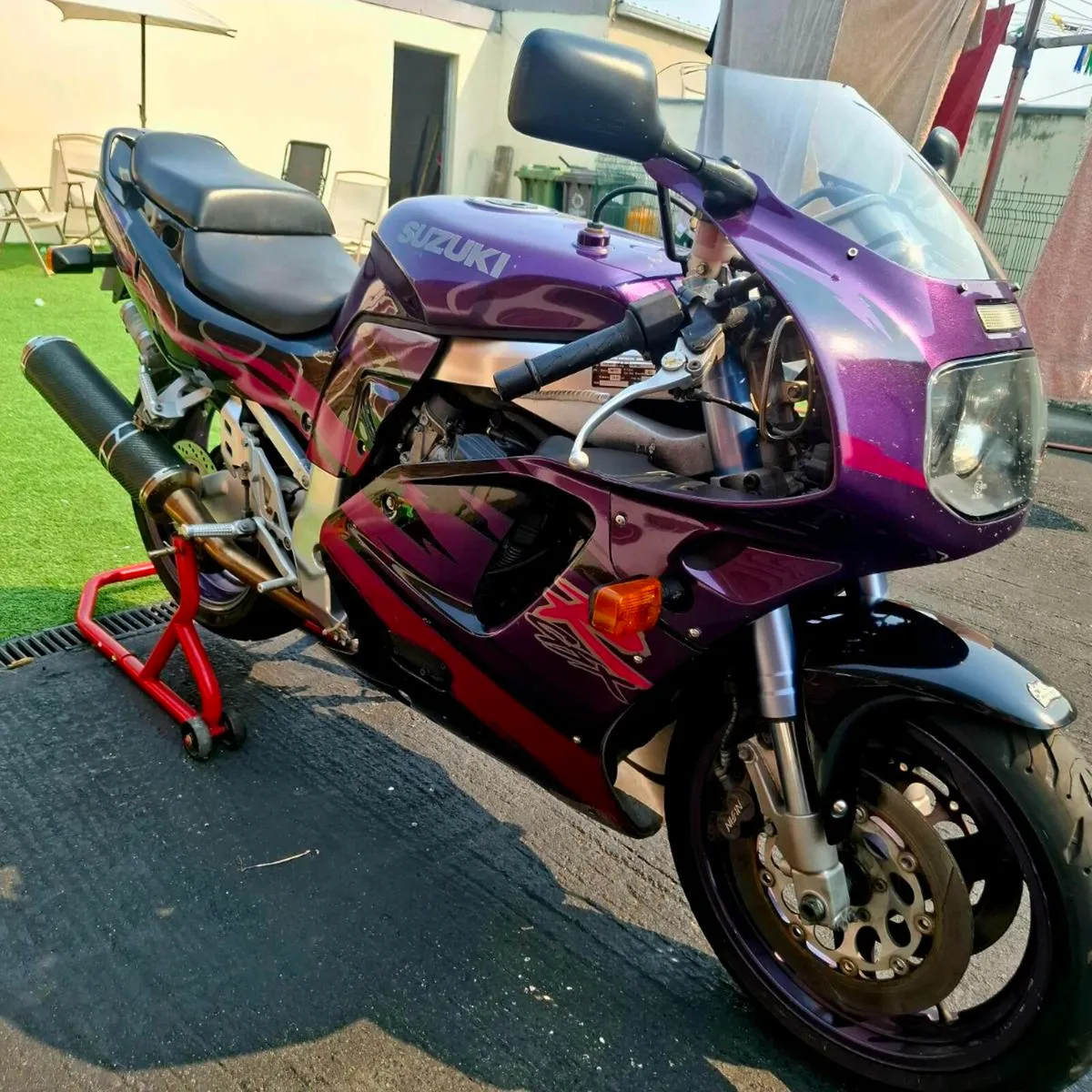 Suzuki gsxr 750w 1994 - Image 2