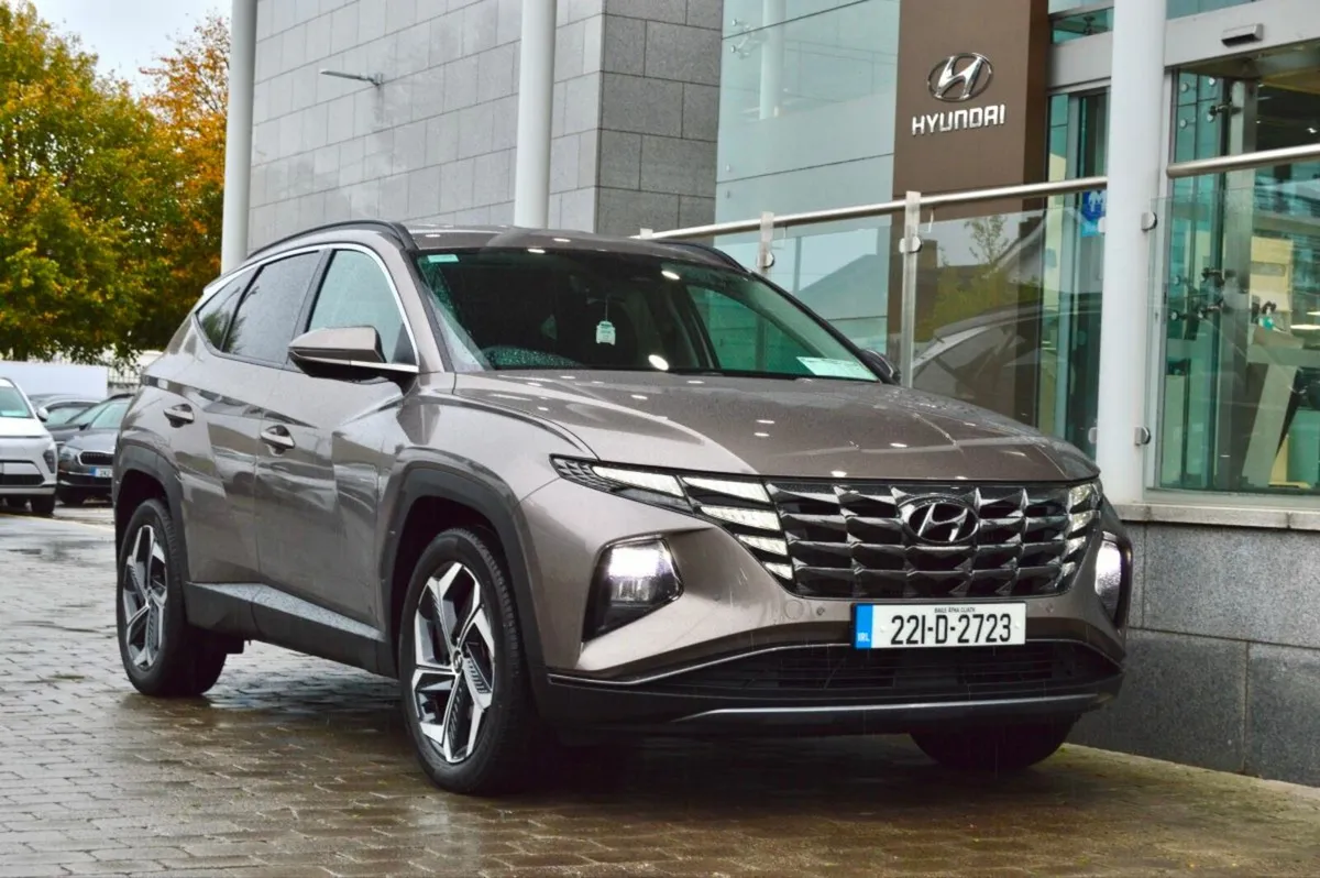 Hyundai Tucson 2WD Executive Plus HEV Auto - Image 1