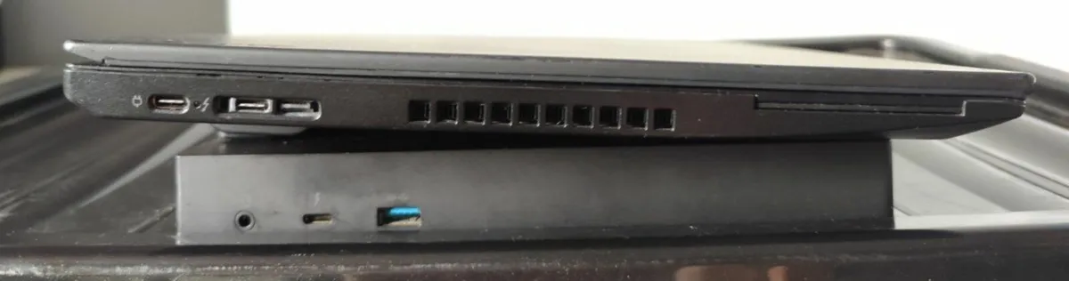 Thinkpad T580 Touch, i7, 16GB RAM, 512GB SSD +More - Image 3