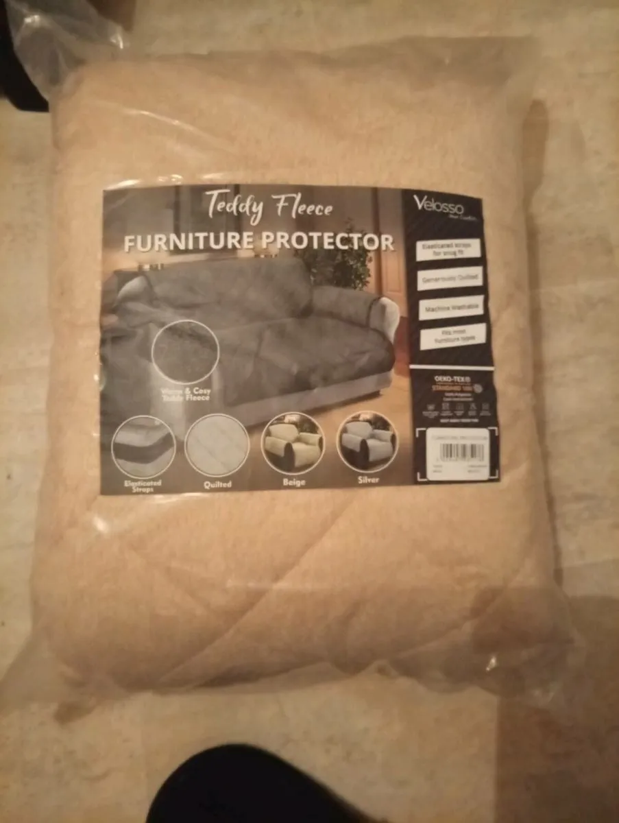 Couch fleece protector - Image 2