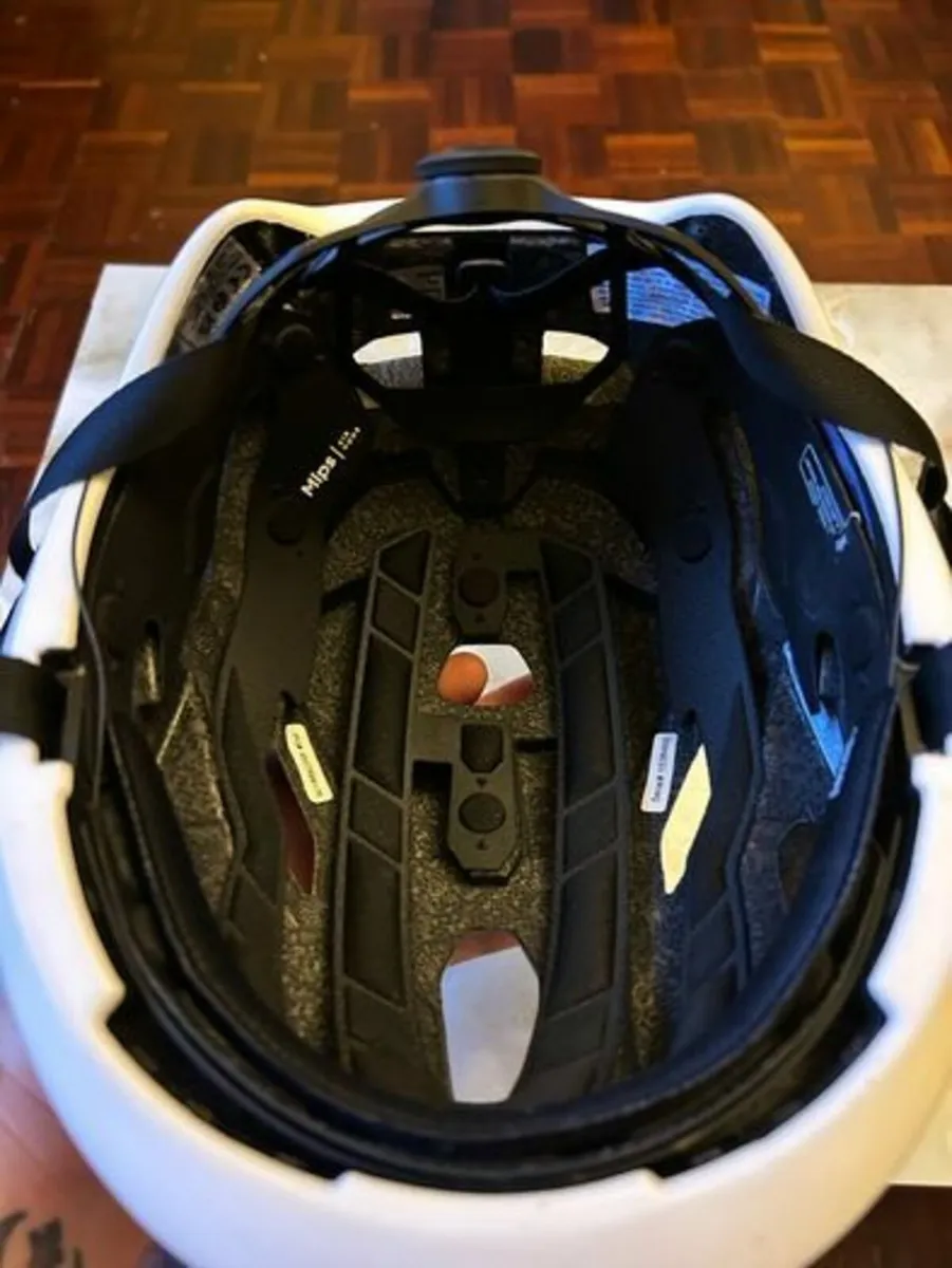 Oakley ARO5 Size M-L - Image 3