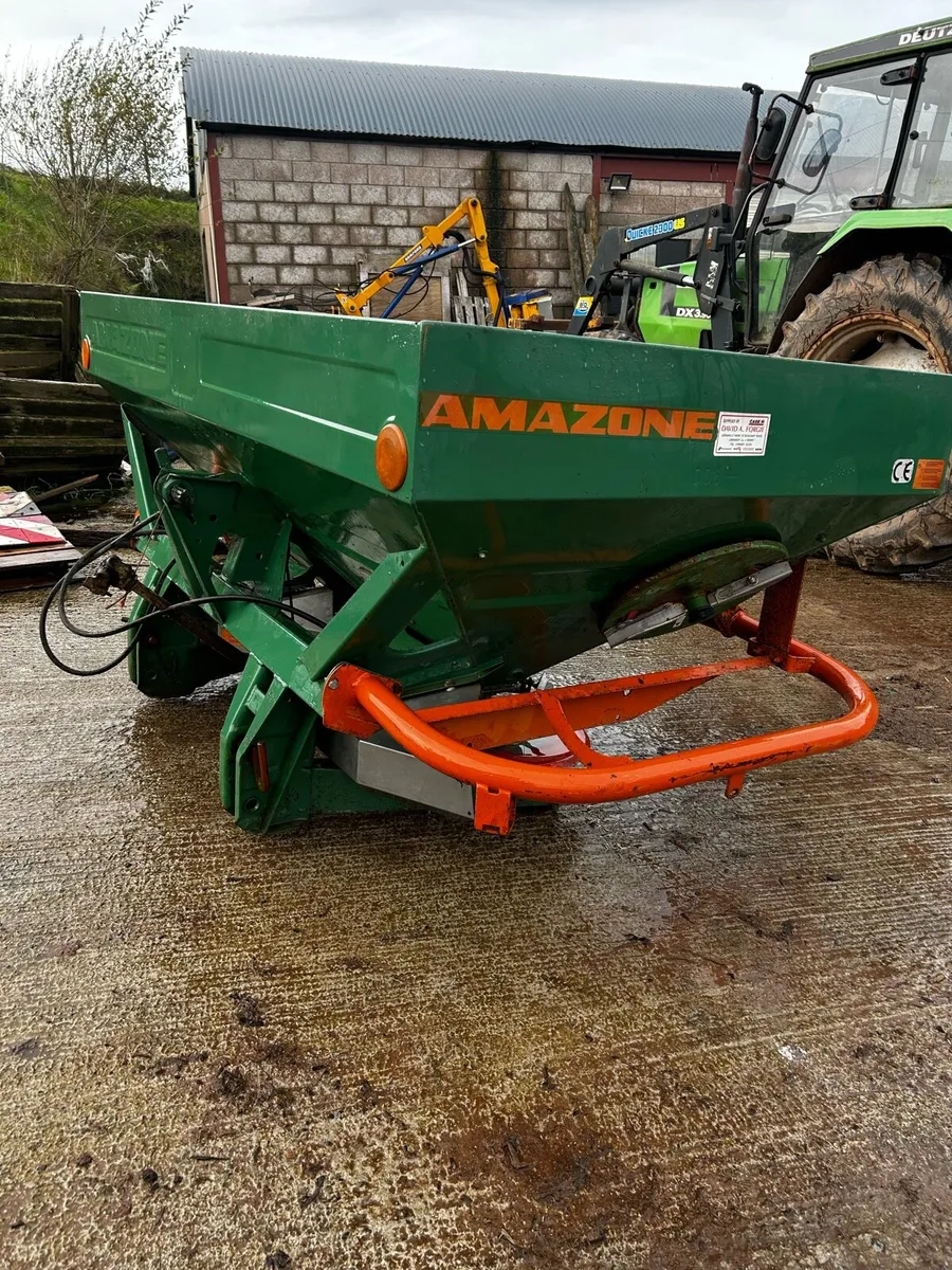 Amazone ZA-M 1500 fertiliser sower - Image 3