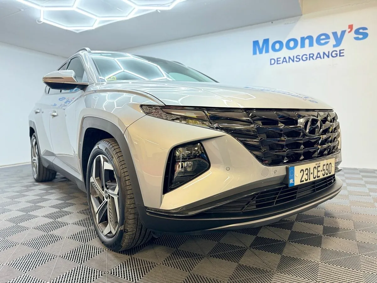 Hyundai Tucson 2WD Executive Plus HEV Auto - Image 1