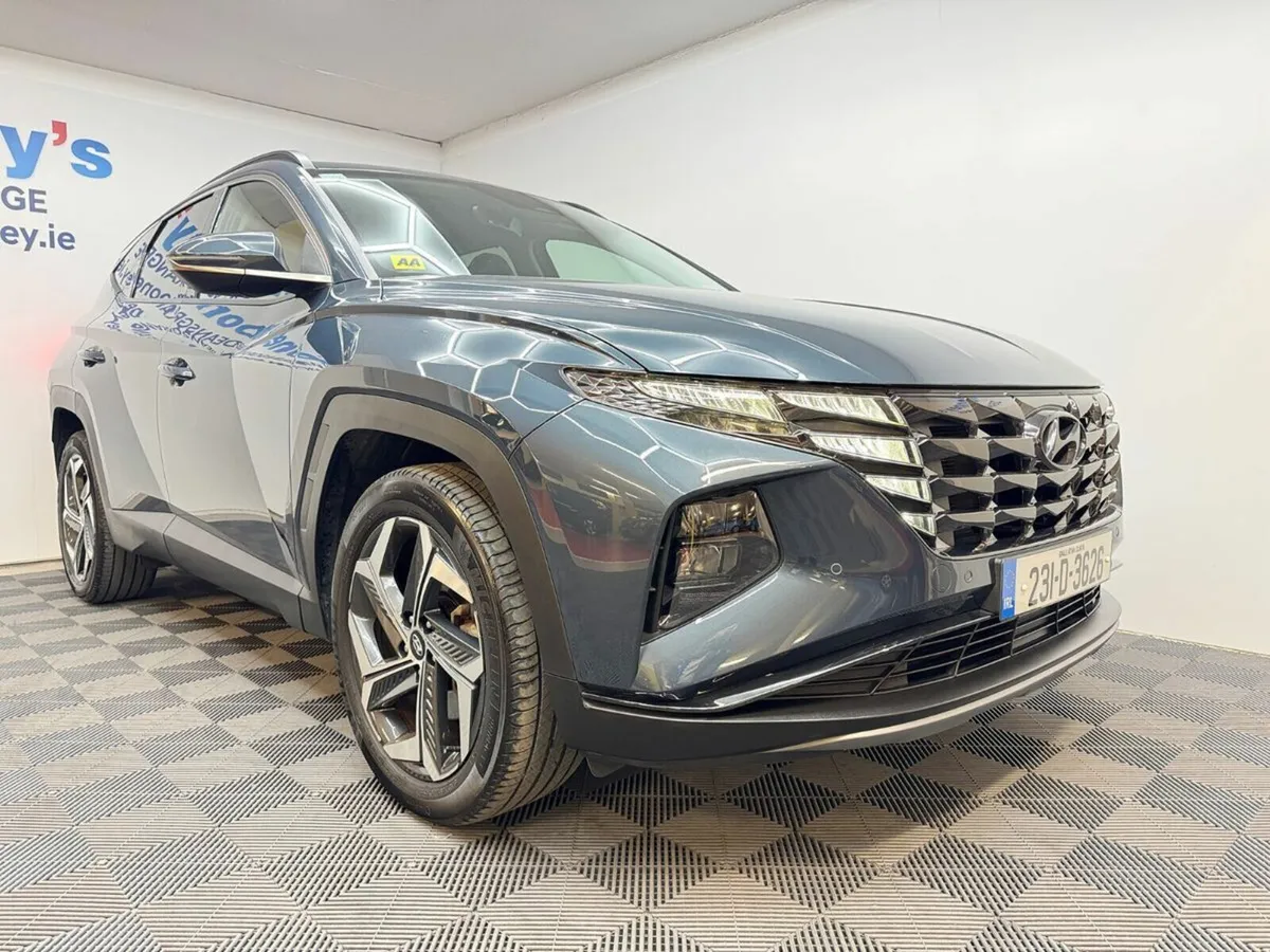 Hyundai Tucson 2WD Executive Plus HEV STG Auto. On - Image 3