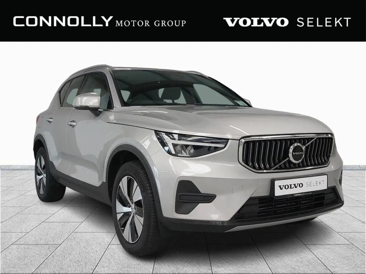 Volvo XC40 Core T4 PHEV Auto €421pm - Image 1