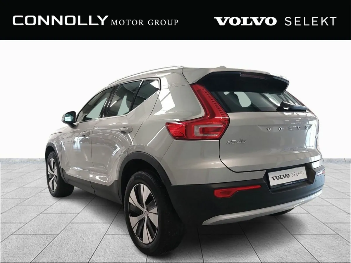Volvo XC40 Core T4 PHEV Auto €421pm - Image 3