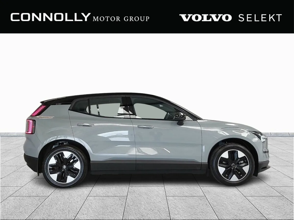 Volvo EX30 Extended Range 272hp Plus €360pm - Image 4