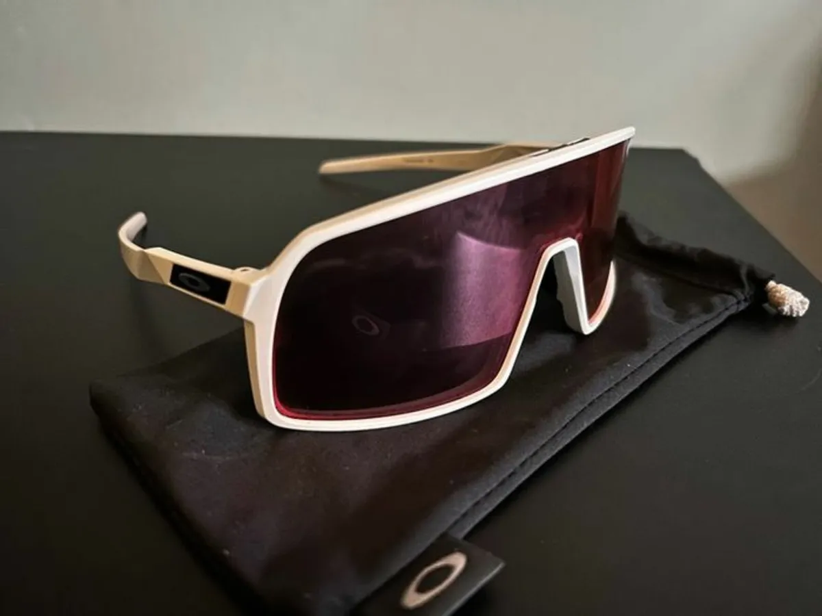 oakley sutro cycling sunglasses - Image 1