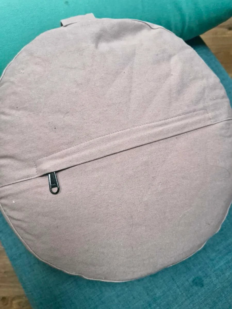Meditation/ Yoga cushion - Image 3