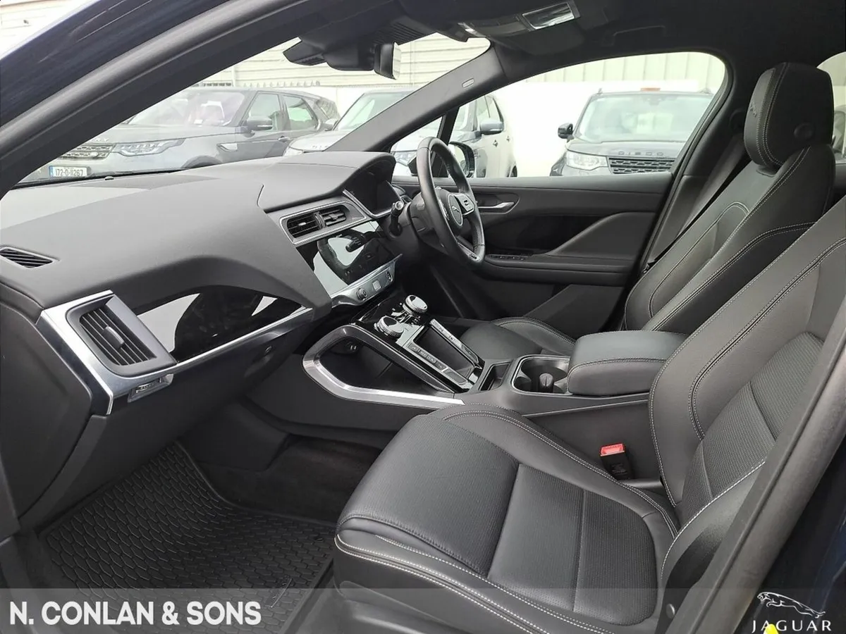 Jaguar I-Pace EV400 BLACK EDITION *MAIN JAGUAR DEA - Image 3
