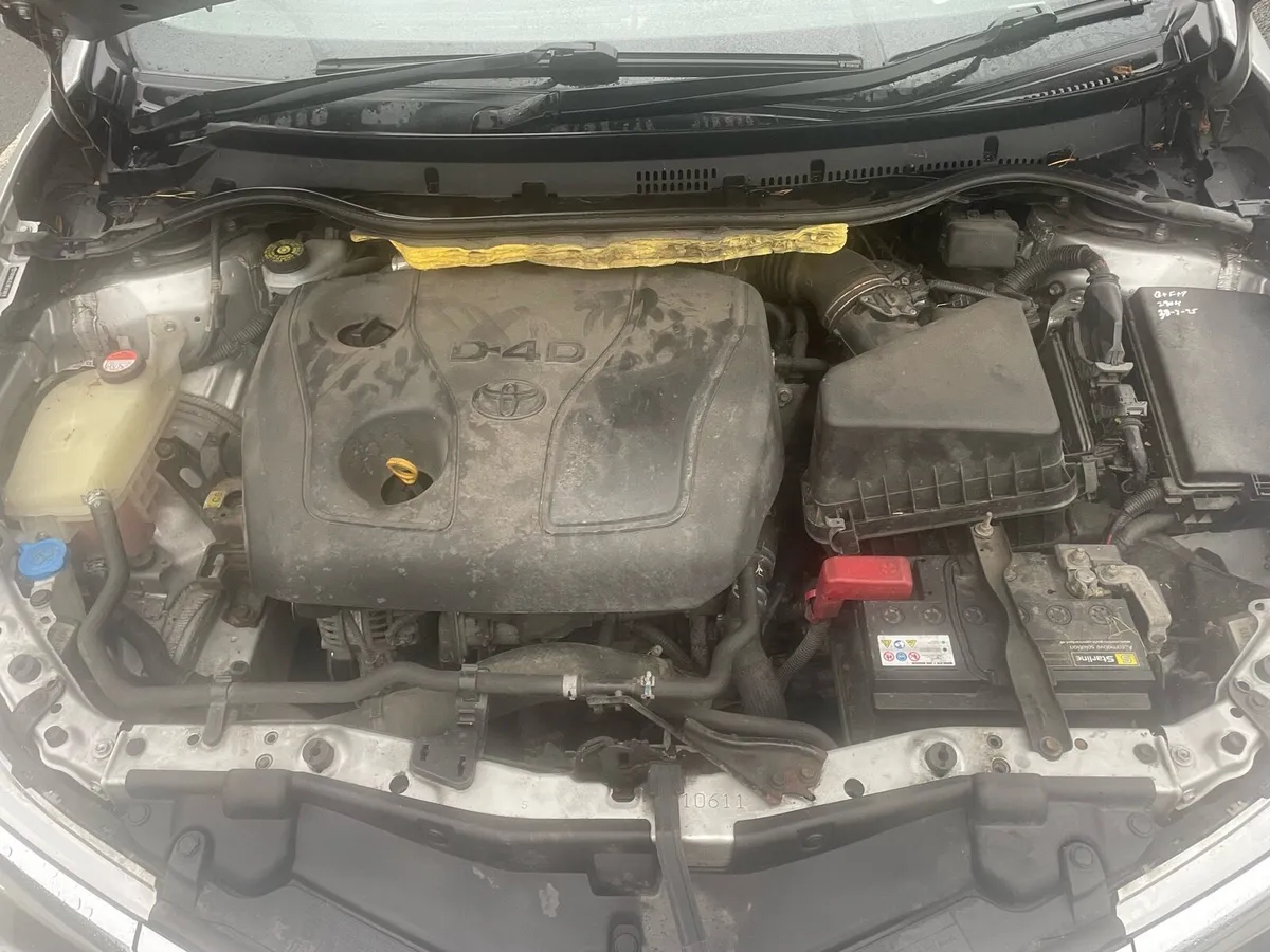 Toyota auris - Image 4