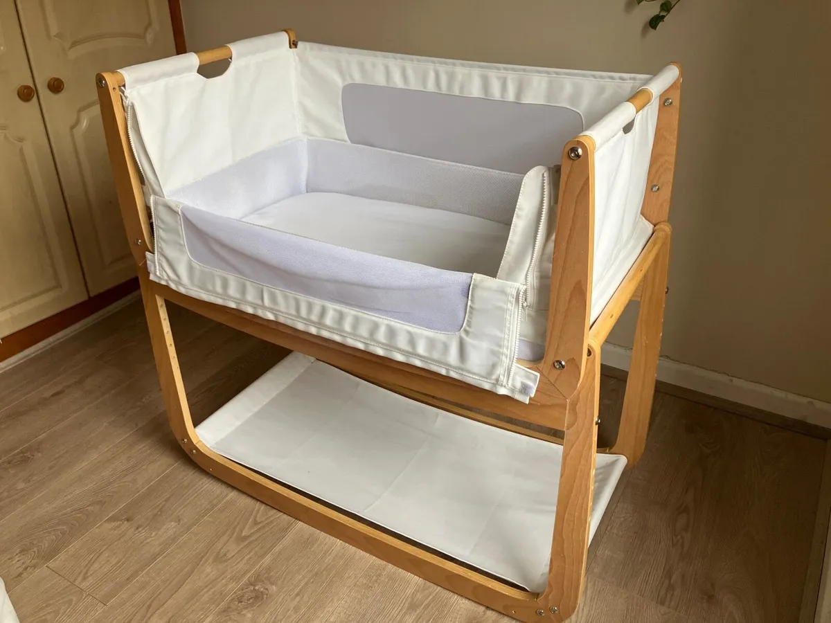 SnuzPod 4 Bedside Crib - Image 3
