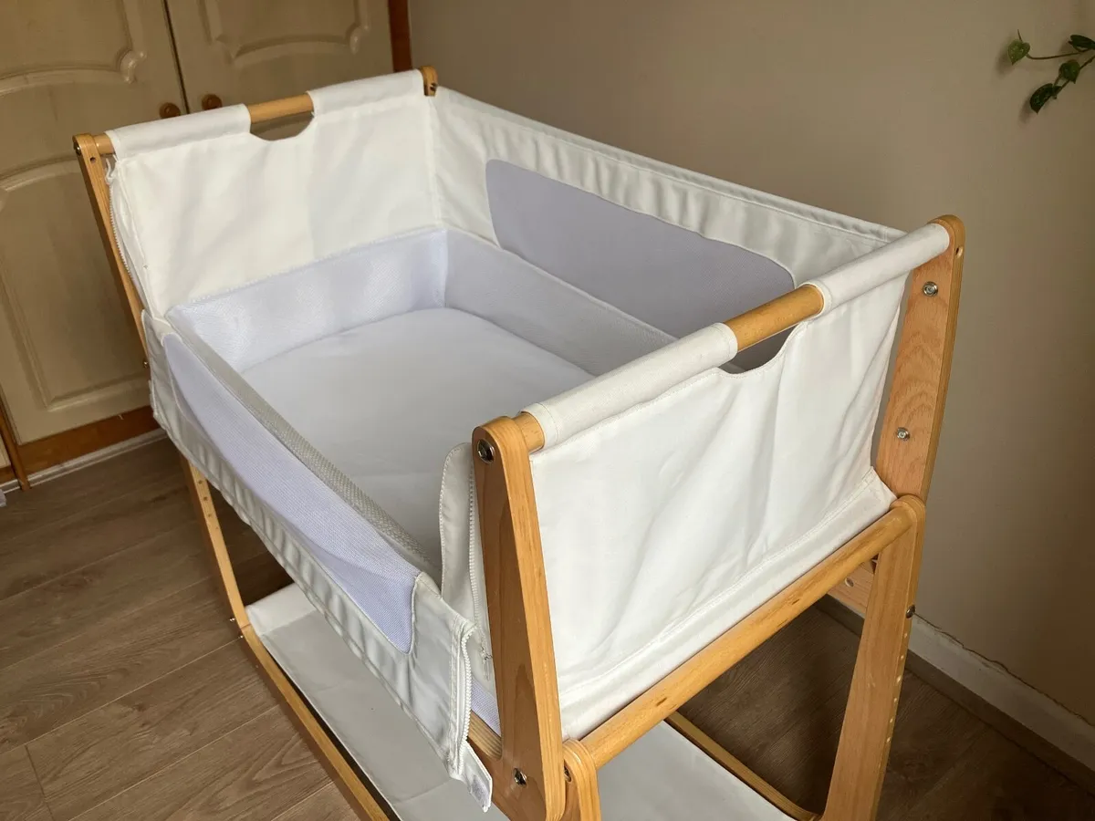 SnuzPod 4 Bedside Crib - Image 4