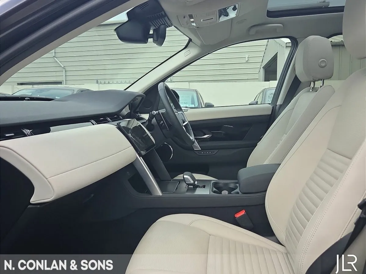 Land Rover Discovery Sport PHEV AWD DYNAMIC S AUTO - Image 3