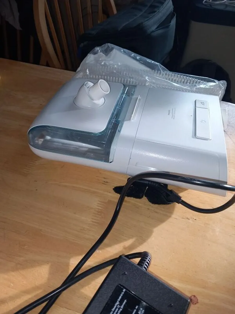 Cpap with humidifier - Image 1