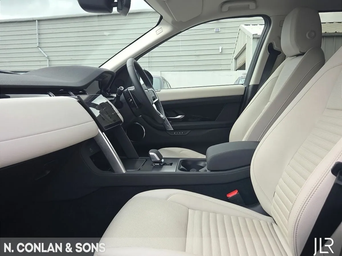 Land Rover Discovery Sport PHEV AWD DYNAMIC S AUTO - Image 3