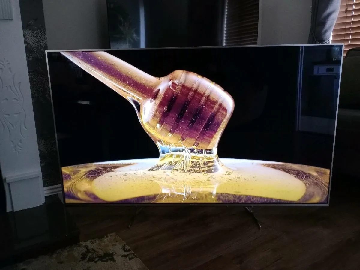 Panasonic 58" 4k UHD smart TV TX-58EX7003 - Image 3
