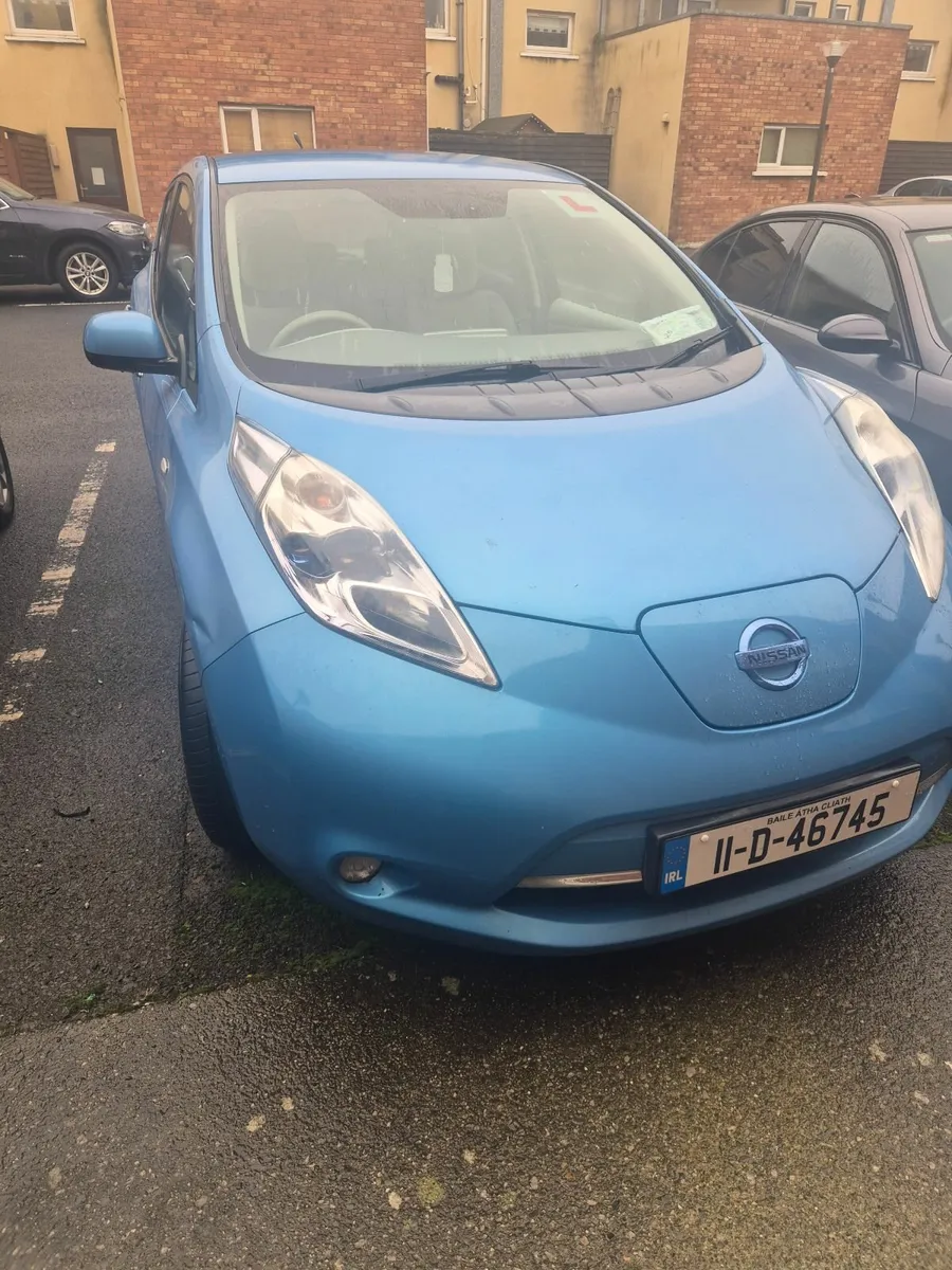 Nissan Leaf 2011 - Image 1