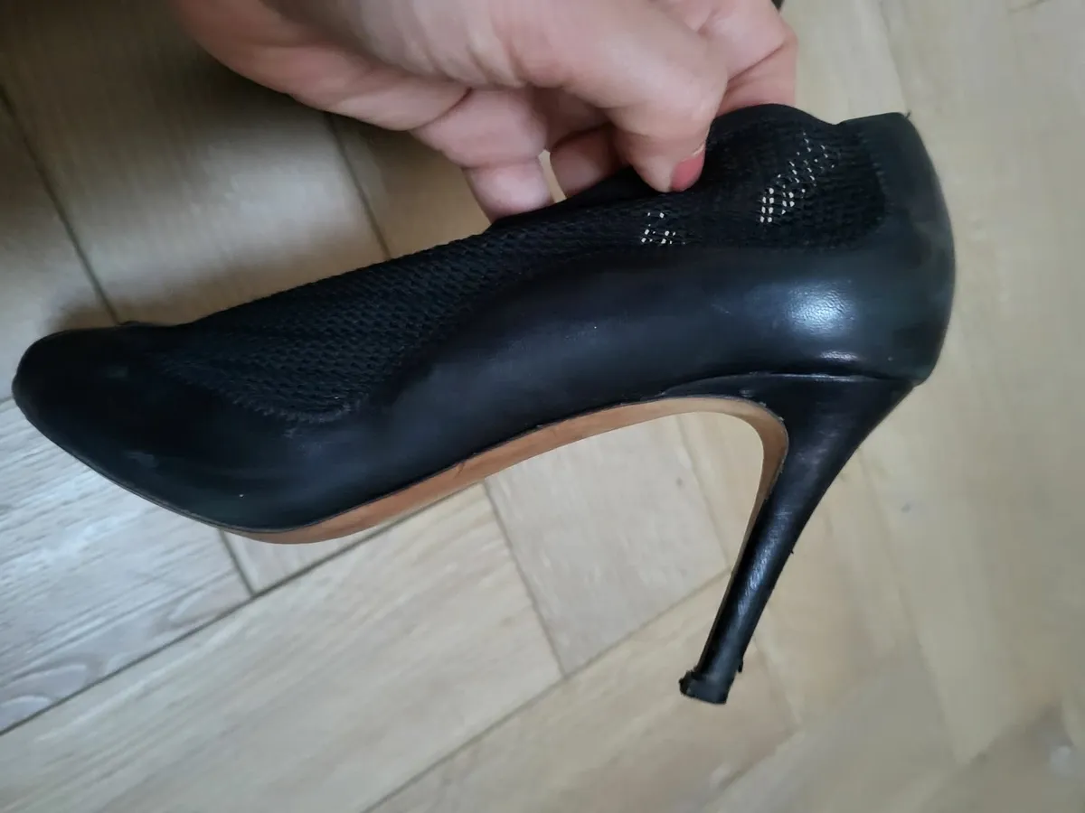 High heels - Image 1