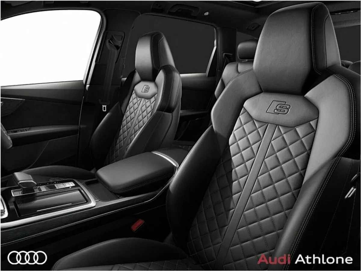 Audi Q7 3.0TFSIe 483BHP quattro Competition Tip-Tr - Image 4
