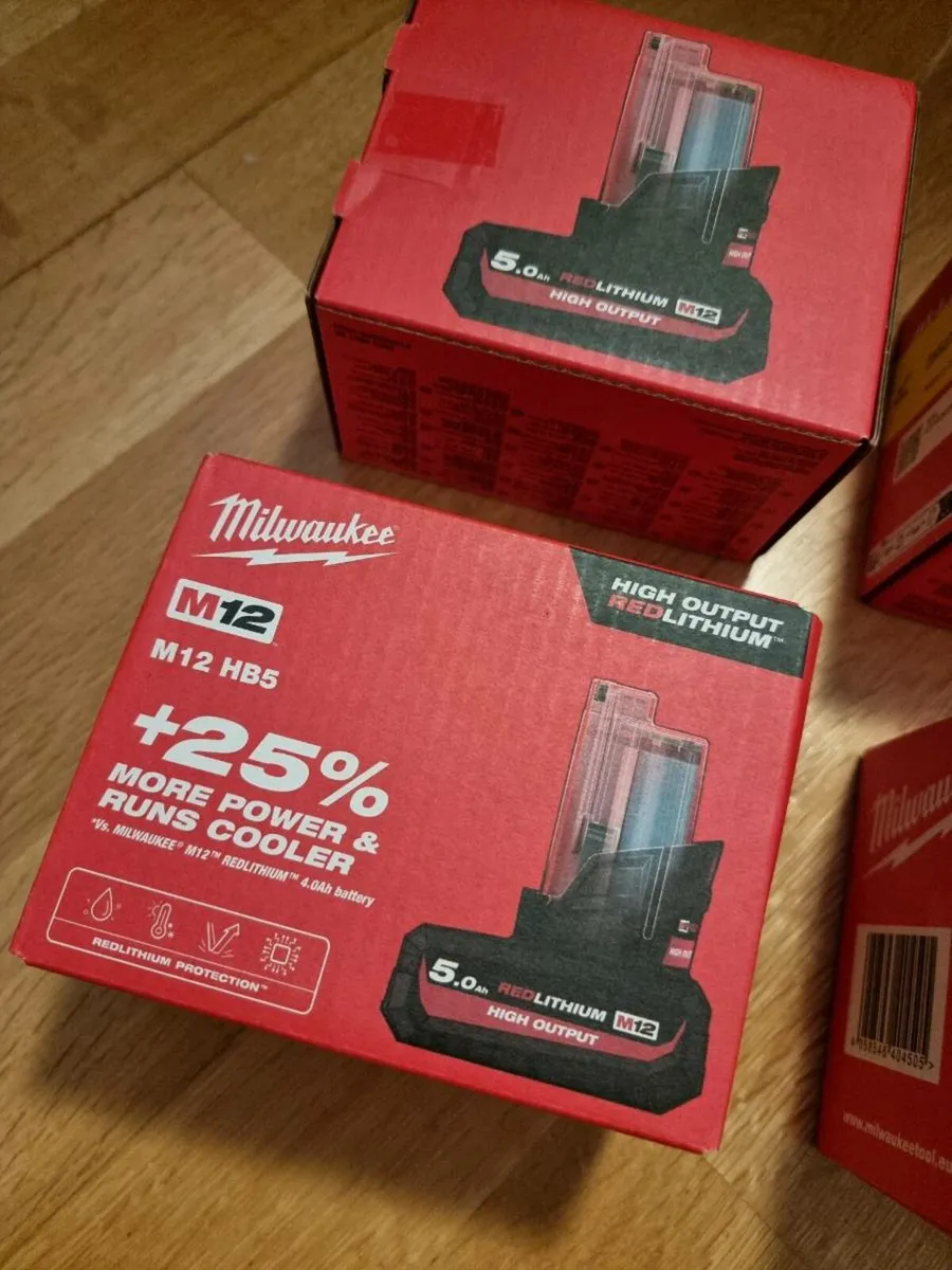 Milwaukee M12 High Output 5.0Ah Battery - Image 2