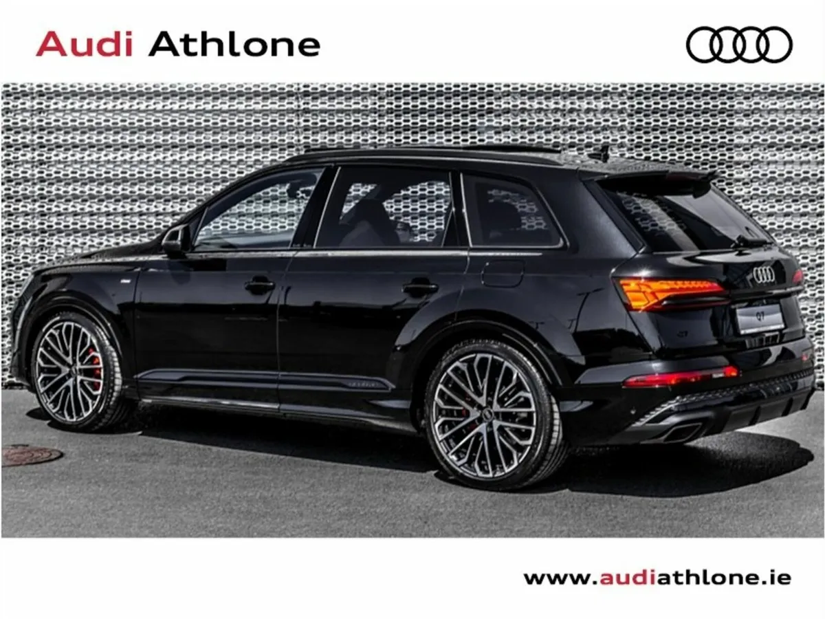 Audi Q7 3.0TFSIe 483BHP quattro Competition Tip-Tr - Image 3