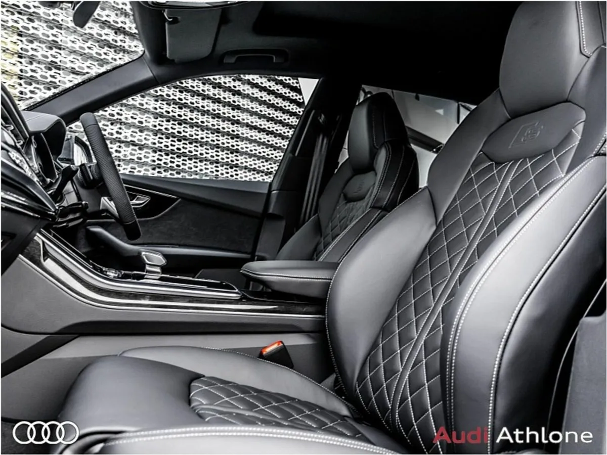 Audi Q8 3.0TFSIe 483BHP quattro Competition Tip-Tr - Image 4