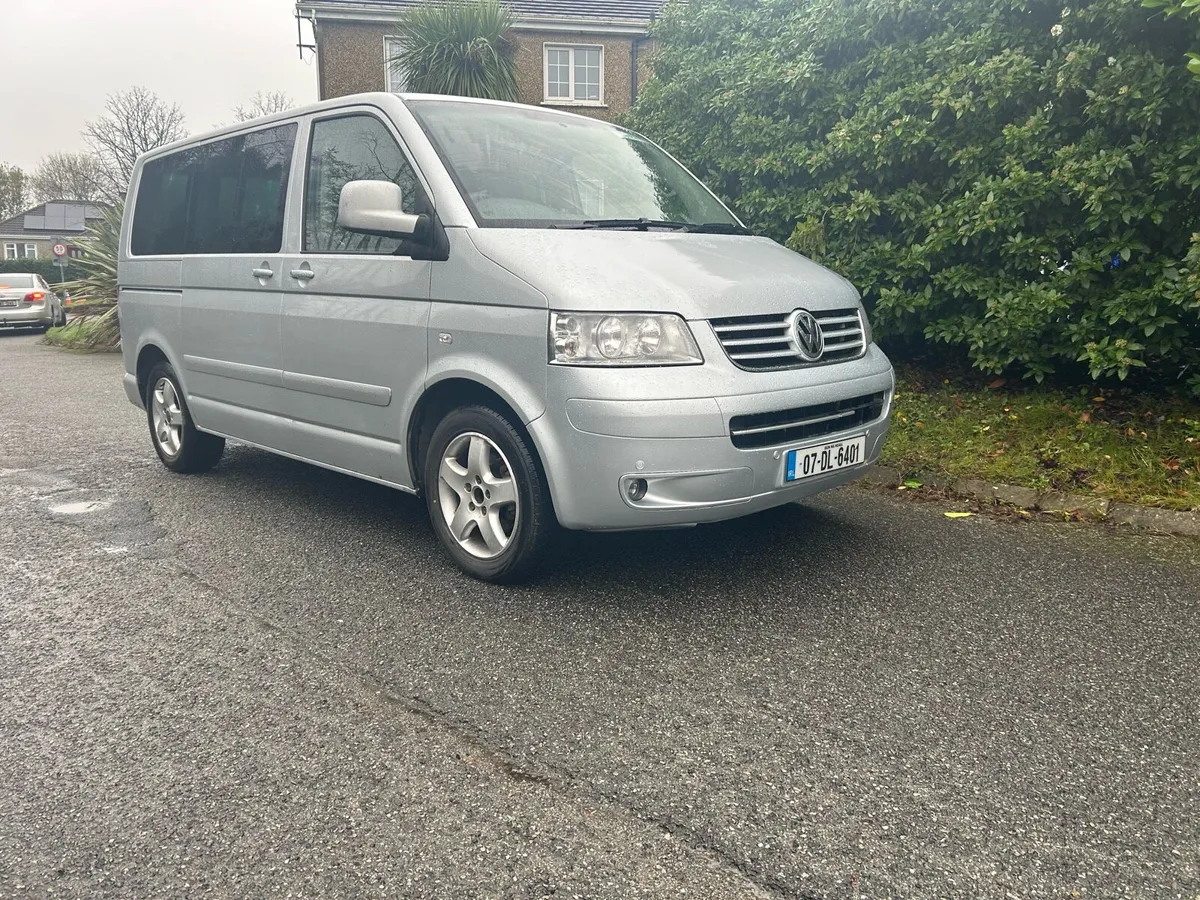 2007 Volkswagen Caravele - Image 2