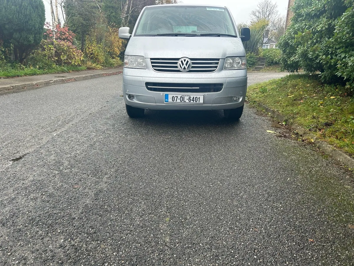 2007 Volkswagen Caravele - Image 3