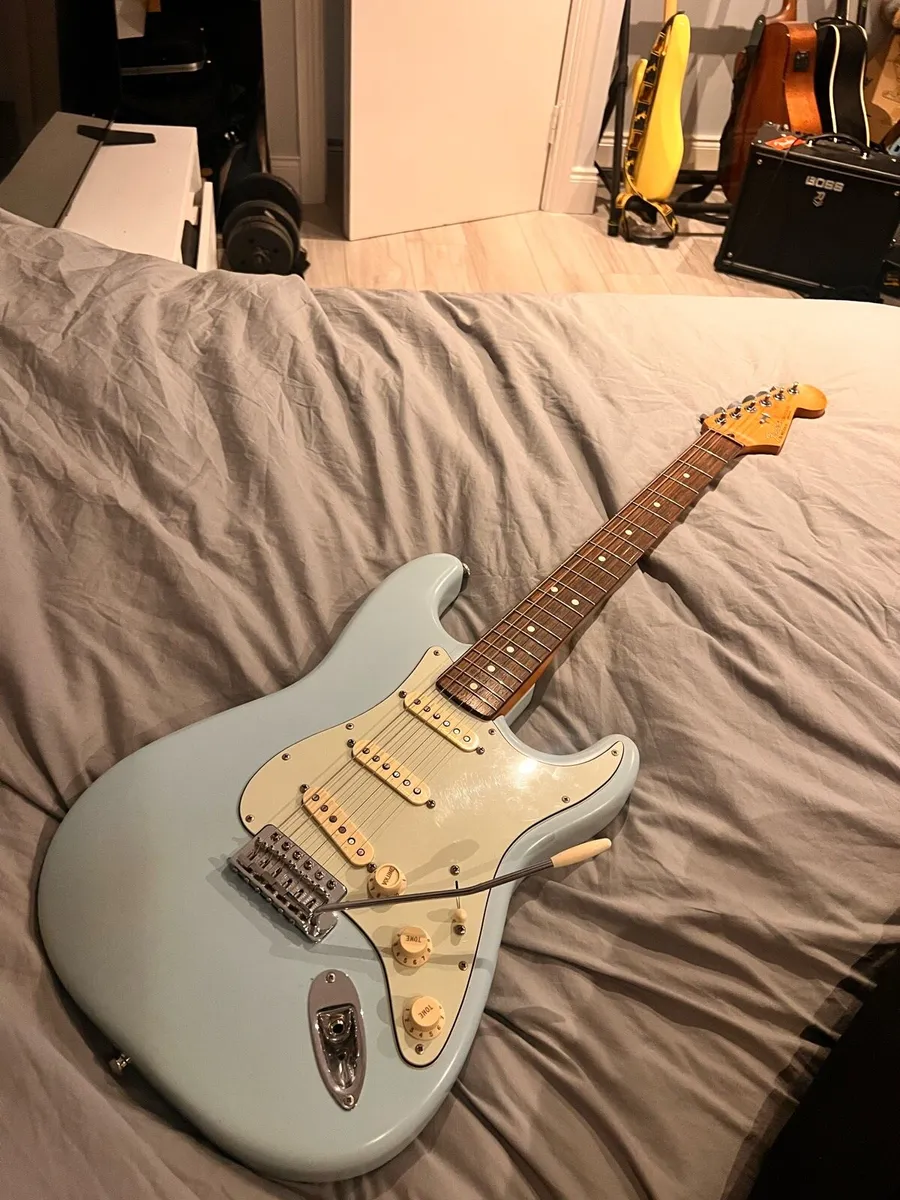 1992 fender strat Mexican - Image 2
