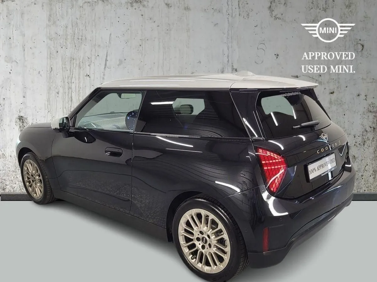 MINI HATCH Cooper SE - Image 2