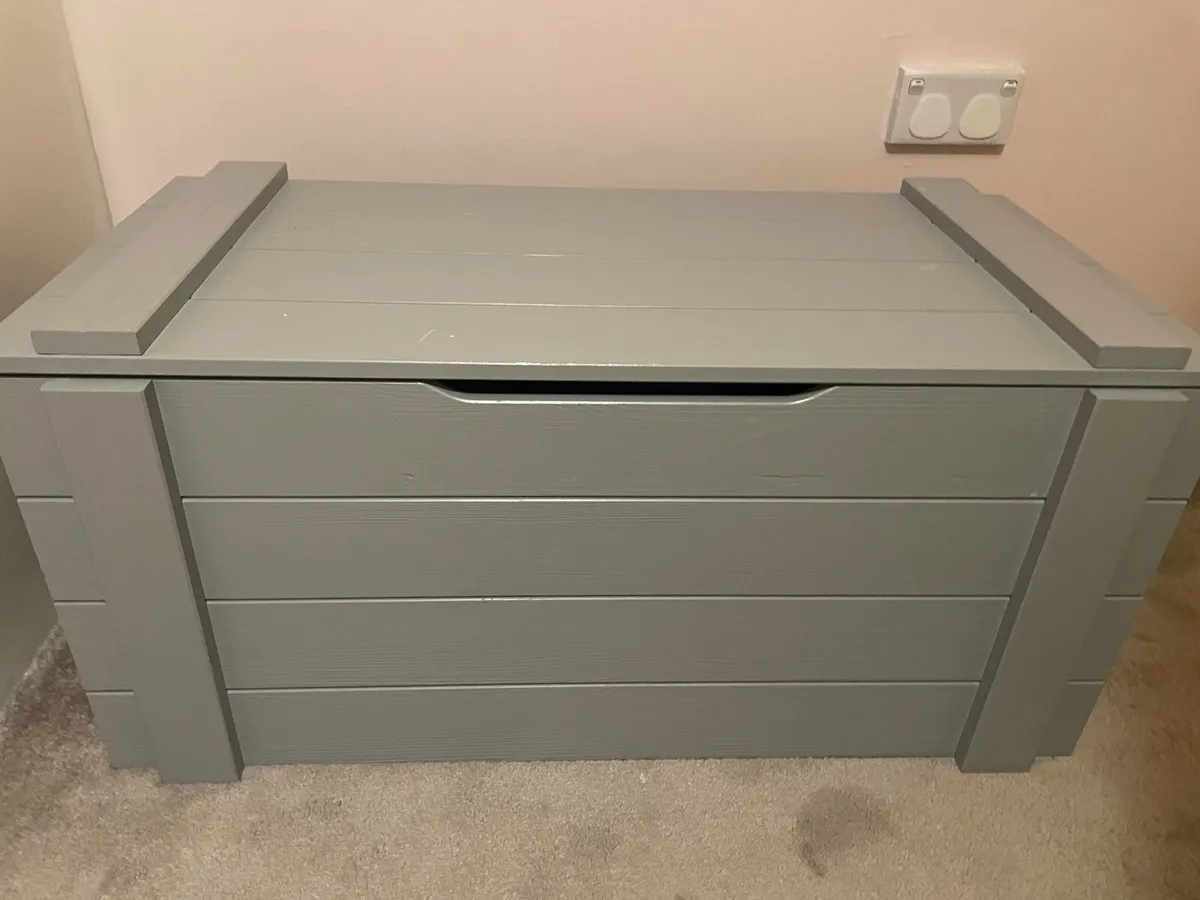 Storage box - Image 1