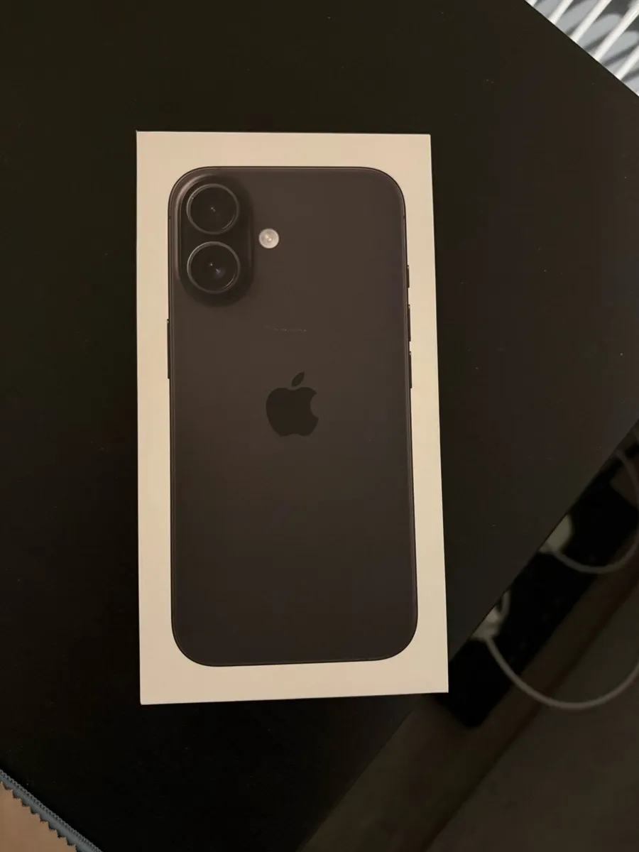 iPhone 16 128GB Back - Image 1