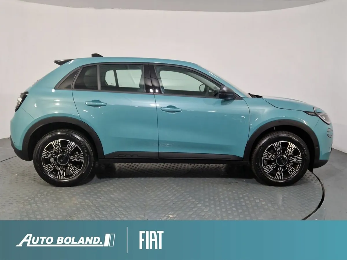 Fiat 600 Dolce Vita 1.2 Hybrid - Image 4