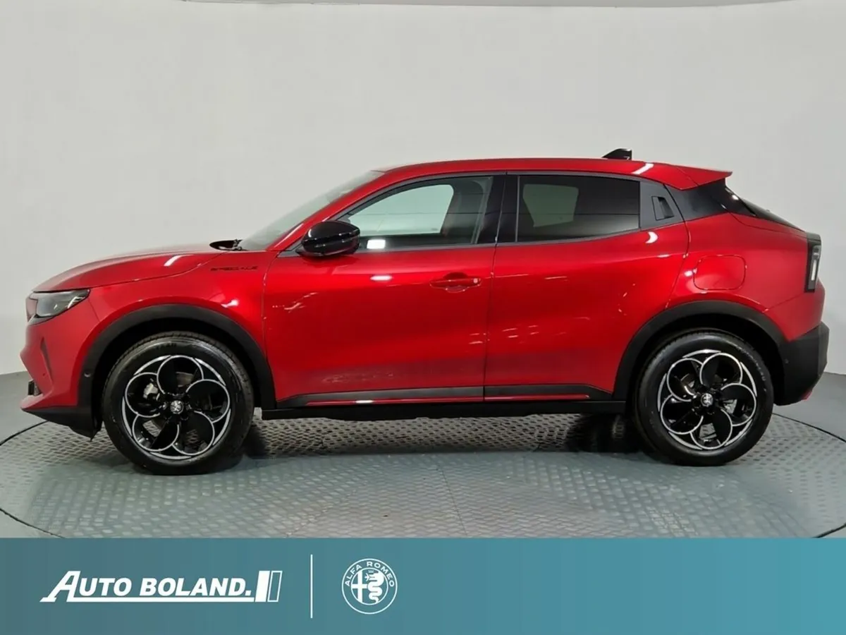 Alfa Romeo Junior Speciale 115 kW Tech & Interior - Image 3