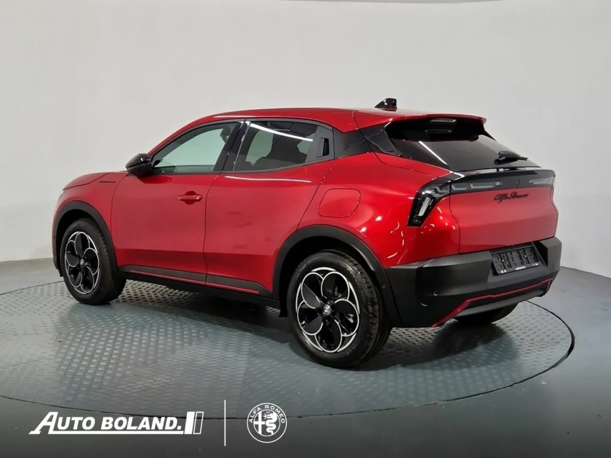 Alfa Romeo Junior Speciale 115 kW Tech & Interior - Image 4