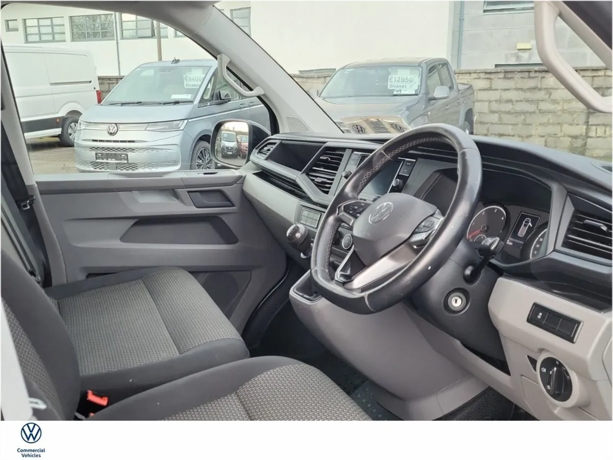 Volkswagen Transporter Trendline LWB 2.0tdi 150BH - Image 3