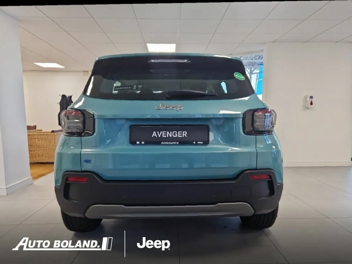 Jeep Avenger Longitude 54Kwh - Image 4