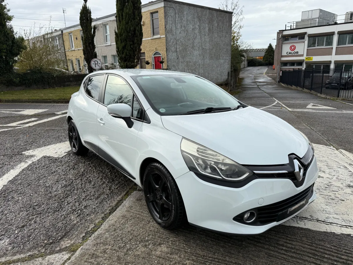 Renault Clio 2014 Auto 44,000 kns - Image 3
