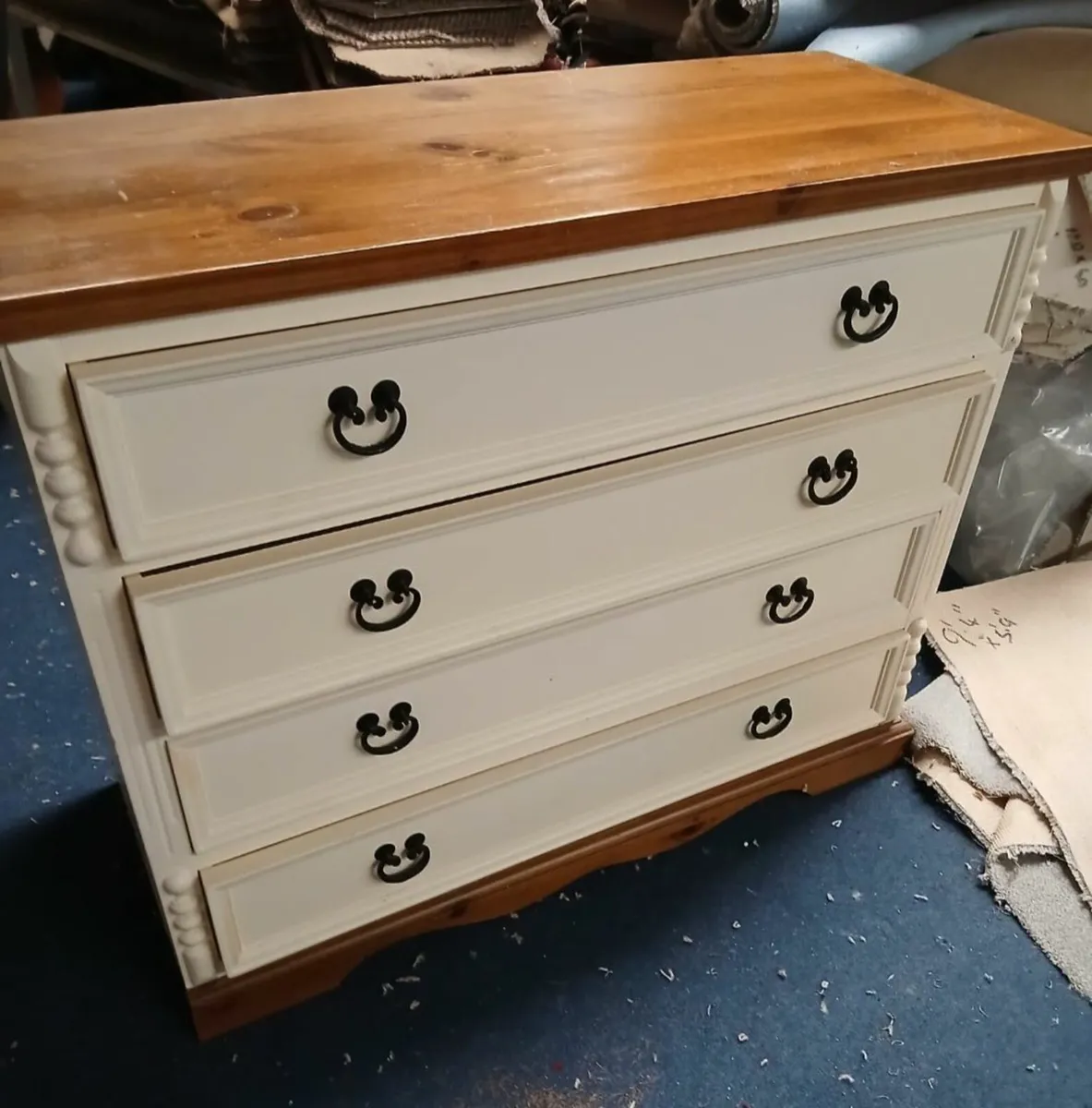 Chest of Drawers & Lockers - Image 1