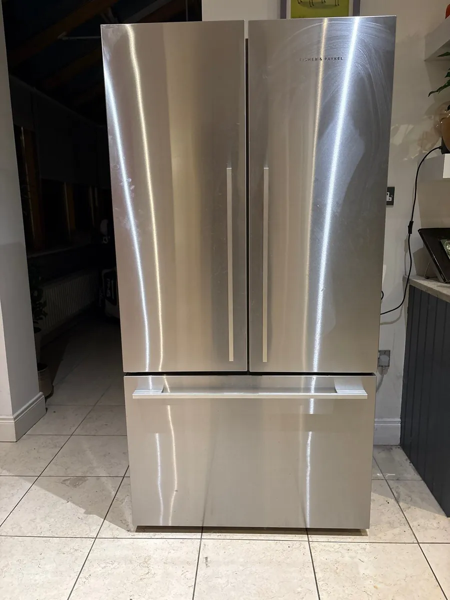 Fisher and Paykel fridge freezer - Image 1