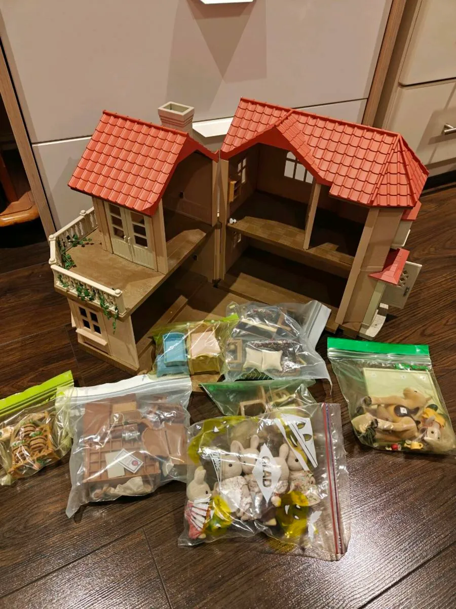 Sylvanian Families - Image 1