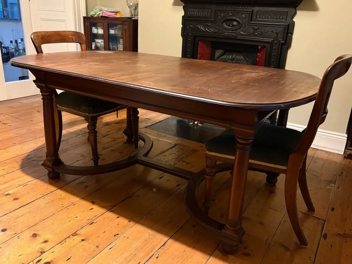 solid mahogany antique dining table 6/8 seat - Image 1