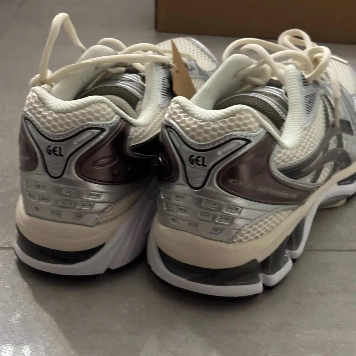 ASICS Gel Kayano 14 Cream/Black - Image 2